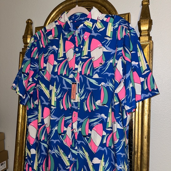NWT Vineyard Vines Sailboats Regatta Button up Shirt - Picture 3 of 5
